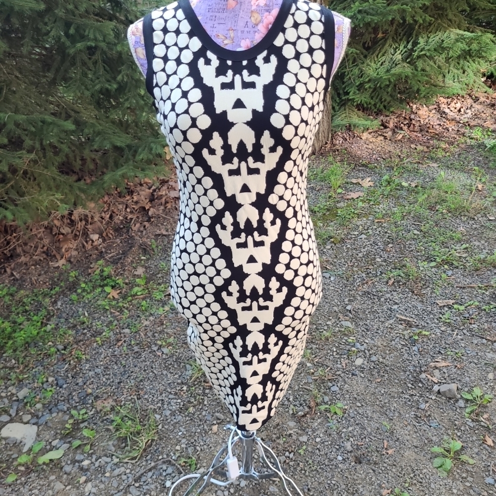 Scoop NYC Black Stretch Dress m